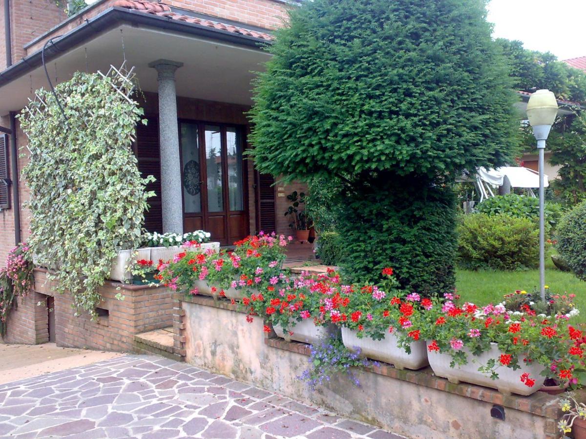B&B Les Fleurettes Lomazzo Dış mekan fotoğraf